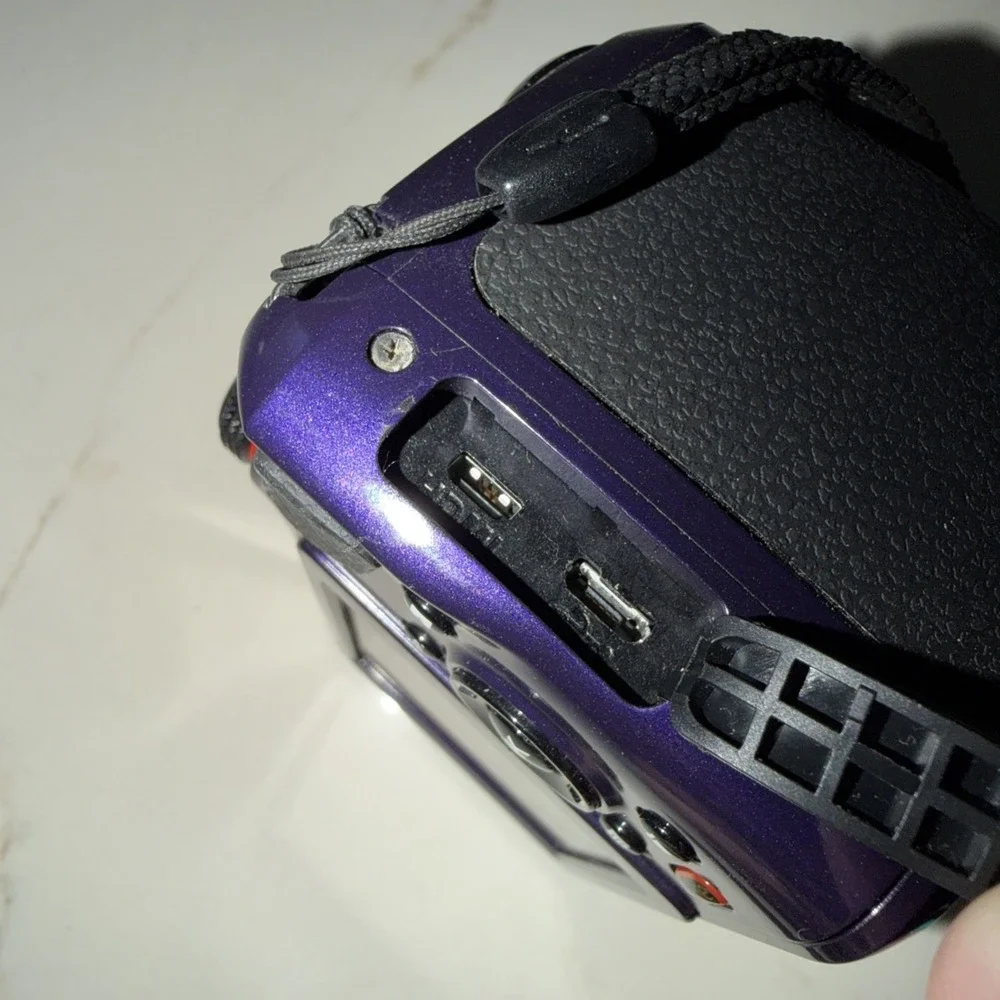 Kodak Easy Share Z 5120 16mp Digital Camera 26x Zoom+8gb SD UNTESTED Purple
